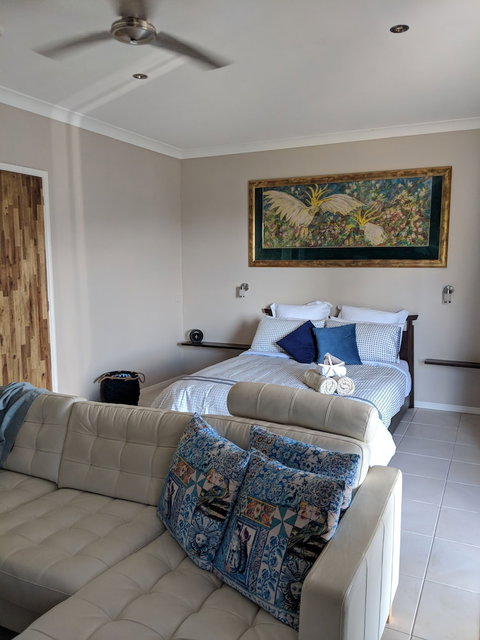 Kingfisher SeaViews - QLD Tourism 3