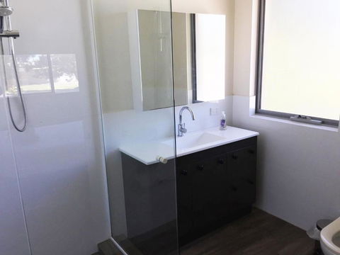 Blue Sky Apartment - Queensland Tourism 6