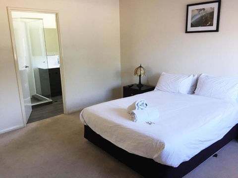 Blue Sky Apartment - Queensland Tourism 3