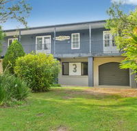 Bonny Beach House Holiday accommodation with pool - Queensland Tourism