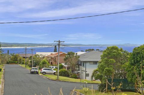 SEAVIEW DREAM Bonny Hills - Queensland Tourism 5