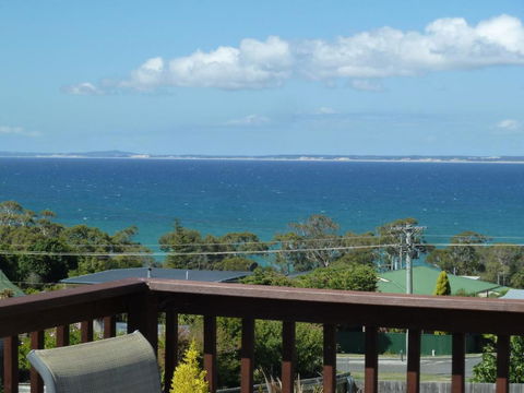 Panoramic Views On Walter - QLD Tourism 2