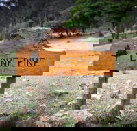 Lone Pine Farmhouse - Queensland Tourism