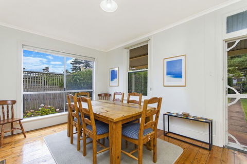 Millers Cottage - Queensland Tourism 3