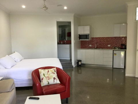 The Cyclone Shelter - QLD Tourism 4