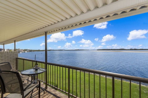 Peninsula Court 6 - Queensland Tourism 0