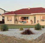 Jewel of the South Beachfront Holiday Rental - QLD Tourism