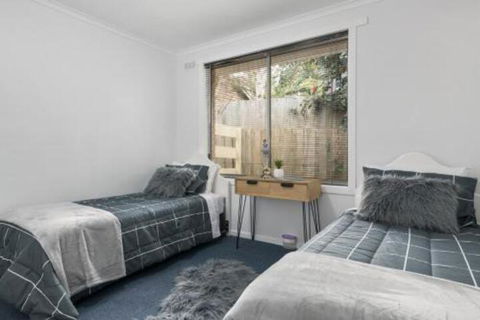 Elkie Villa 2 Bedroom Unit Burnie - Queensland Tourism 7