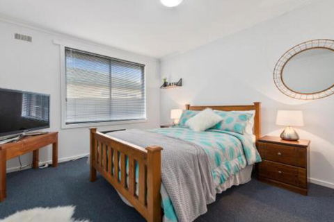 Elkie Villa 2 Bedroom Unit Burnie - Queensland Tourism 2