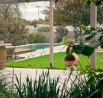 29 Jane - Queensland Tourism