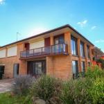 Ripples By The Sea - QLD Tourism 0