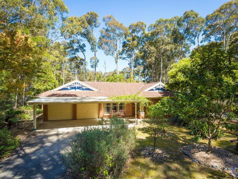 Cherrybush At Mystery Bay - QLD Tourism 1