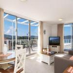 Bella Mare 2 Bedroom Ocean View Terrace Apt - QLD Tourism 0