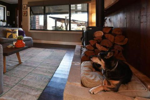 Millfield Eco Lodge With Views & Inside / Outside Hangouts - QLD Tourism 0