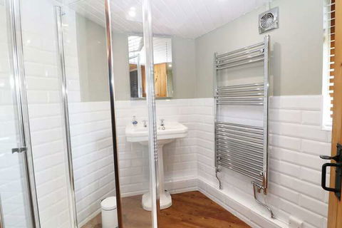 Ibis Styles Port Stephens Salamander Shores - QLD Tourism 3