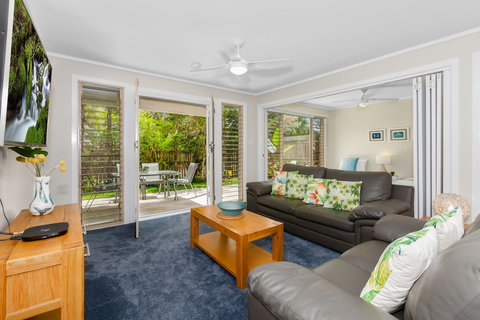 Hastings Cove Apartment - QLD Tourism 4