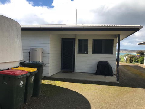 Wintersun Holiday Cottages - Queensland Tourism 6
