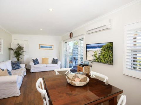 Jervis Bay Beach Shack Pet Friendly - QLD Tourism 4