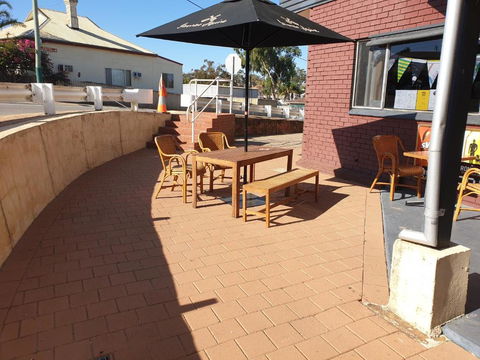 Northampton Motor Hotel - QLD Tourism 1