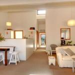 Gibraltar Getaway Cute Comfortable & Close To Town - Queensland Tourism 1
