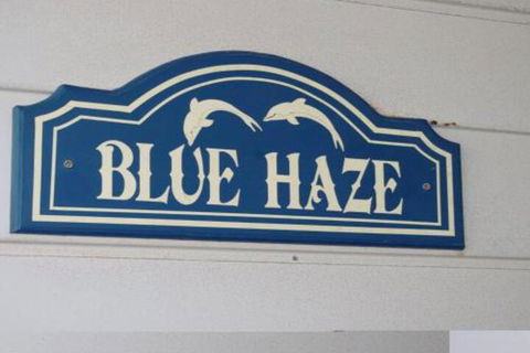 Blue Haze Air Conditioned Comfort - Queensland Tourism 6