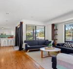 Sand Dunes house  cabin accommodation - Queensland Tourism