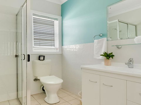 Ocean Blue Apartment Four Apartment On 2nd Level - QLD Tourism 4