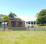 Tiny Cradle at the Good Place - QLD Tourism