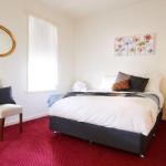 Grand Central Hotel - QLD Tourism 0
