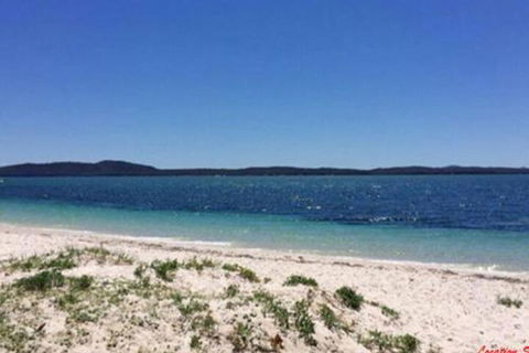 Aislinn 3 / 273 Corrie Parade Air Con Water Views BBQ - Queensland Tourism 7