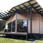 BAY Of FIRES ECO HUT Off Grid Experience At Binalong Bay - QLD Tourism 0