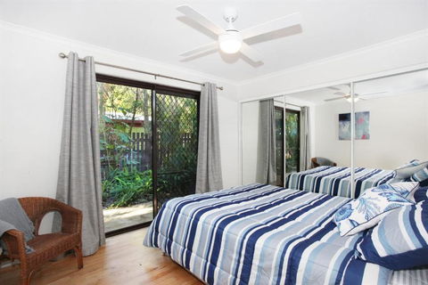 FABULOUS HOLIDAY HIDEAWAY COOLUM BEACH - Queensland Tourism 3