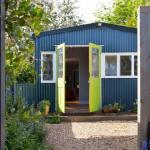 The Blue Barn - Queensland Tourism 0