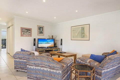 Moana Retreat WiFi - QLD Tourism 6