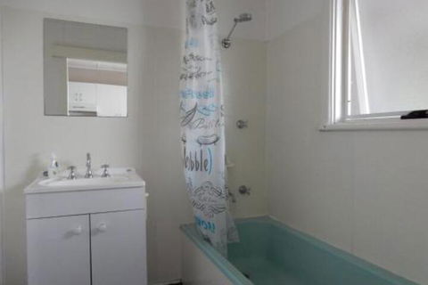 1 / 9 Donlan Rd Donlans Delight - QLD Tourism 5