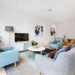 BOUTIQUE STAYS Murrumbeena Place 2 - Queensland Tourism 0