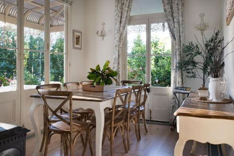 Lake Daylesford Country House - Queensland Tourism 5