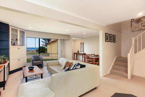Right On The Beach At Moana - Queensland Tourism 5