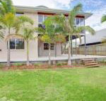 29 Cypress Avenue Rainbow Beach Close to the beach with a pool - Queensland Tourism
