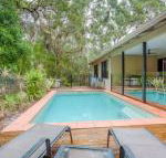 8 Ibis Court Rainbow Shores Swimming Pool Walk to Beach Executive Beach House - Queensland Tourism