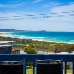 17 Dulling Street Beach House - QLD Tourism 0
