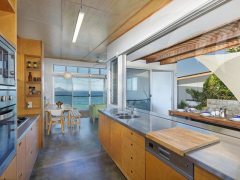 Sea Shack - Queensland Tourism 5