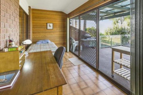 Eagle Point Getaway Waterfront Serenity! - QLD Tourism 2