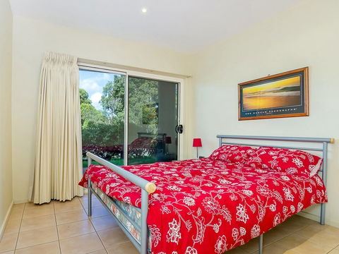 121 At The Waves - QLD Tourism 5
