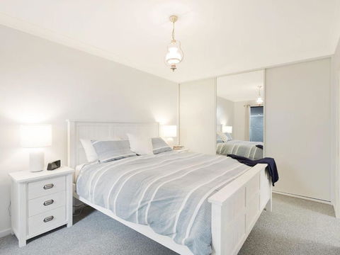 37 Mort Avenue - QLD Tourism 4