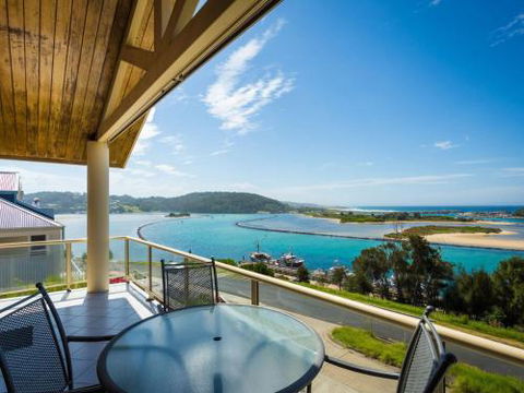 Grand Pacific I Unit 3 - QLD Tourism 2