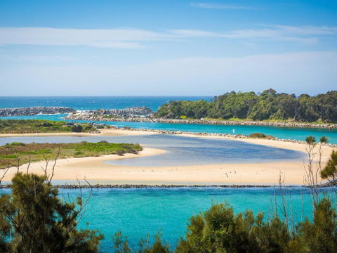 Grand Pacific I Unit 3 - QLD Tourism 1