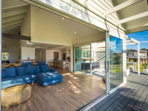 Dollini Ocean (Unit 1) - QLD Tourism 2