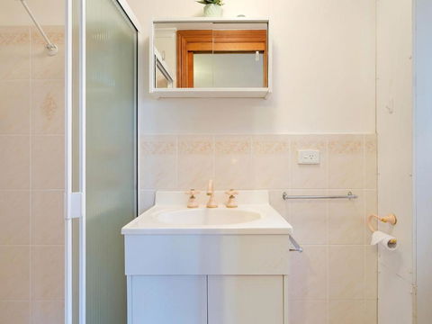 Grand Pacific 2 Unit 1 - QLD Tourism 6
