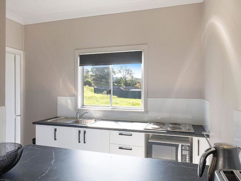 The Inlet Cottage - QLD Tourism 5